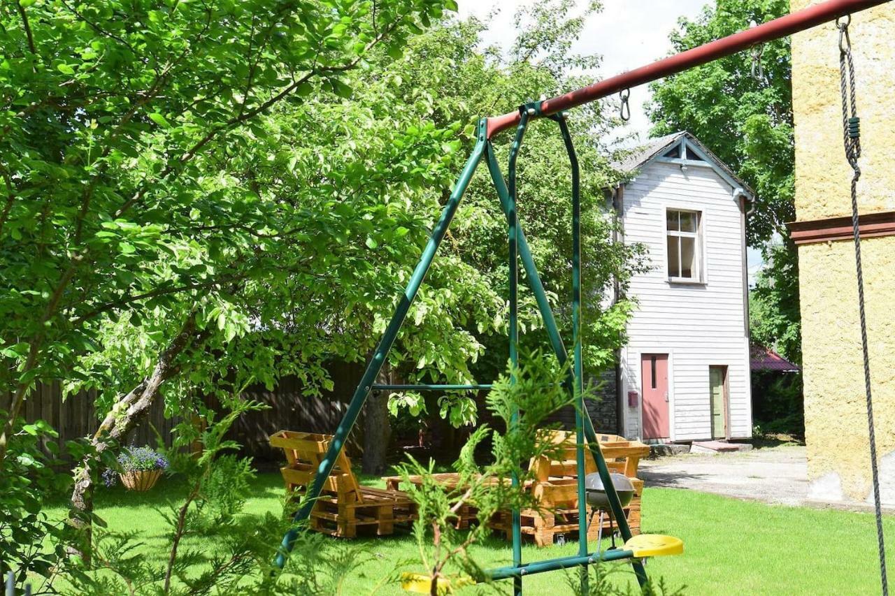 Private Apartment In The Centre Of Parnu/Pernau 외부 사진