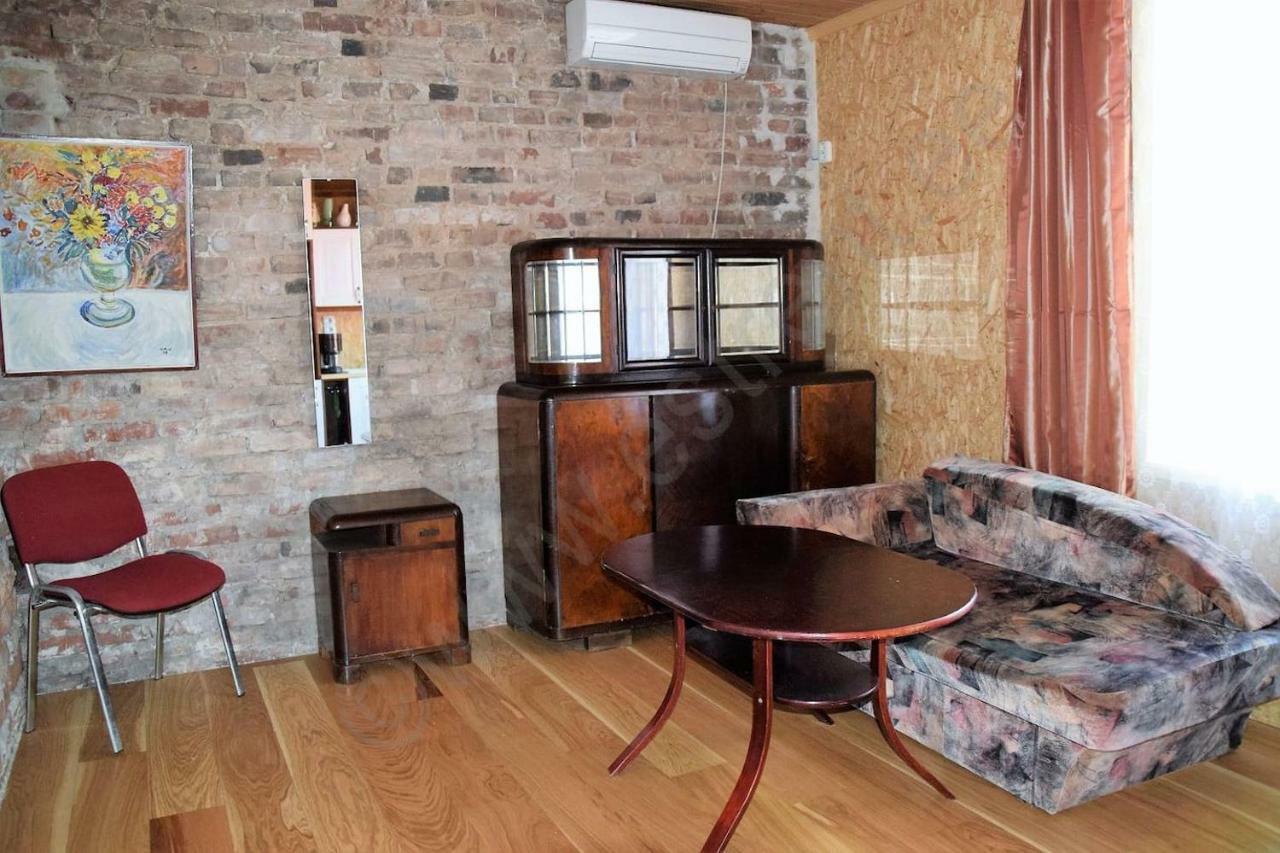 Private Apartment In The Centre Of Parnu/Pernau 외부 사진
